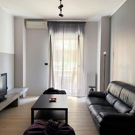 Duo Apartment 萨莱诺 外观 照片