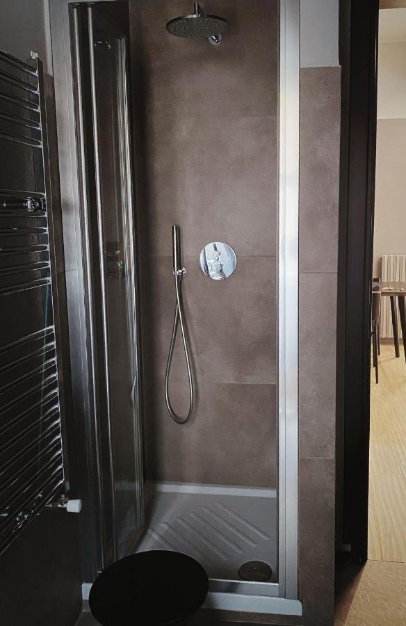 Duo Apartment 萨莱诺 外观 照片