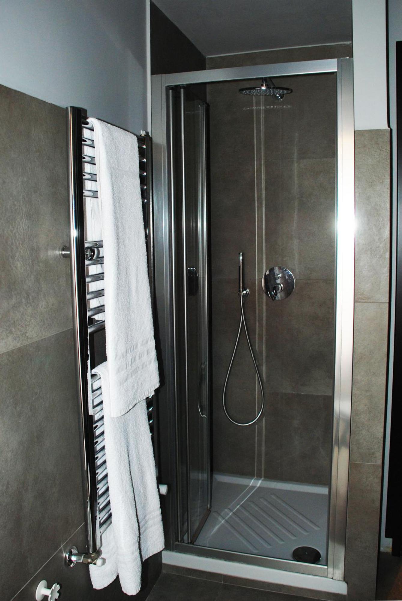 Duo Apartment 萨莱诺 外观 照片
