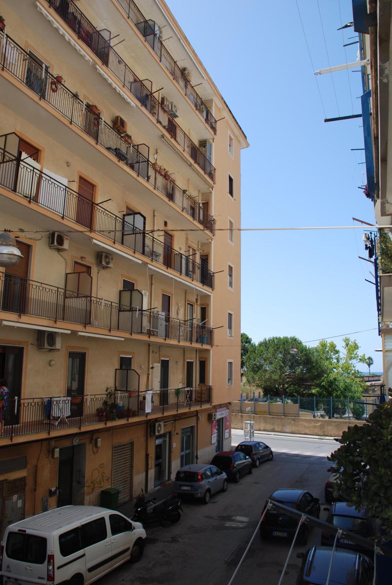 Duo Apartment 萨莱诺 外观 照片
